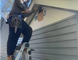 Best Siding Removal and Disposal  in Harlan, KY